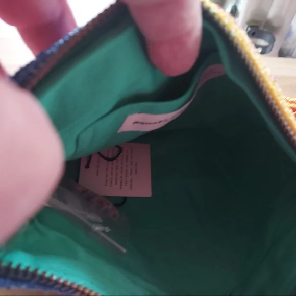 beaded hand bag - Picture 3 of 3